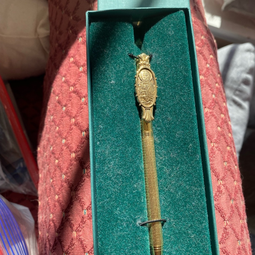 Vintage Vatican Library Collection Gold Pen
